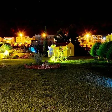 Niko Elen Otel